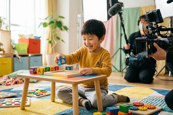おもちゃ・知育教材のCM・プロモーション動画用モデル撮影