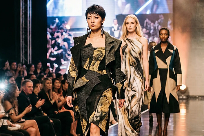 ファッションショー・コレクション向け大人数モデル手配